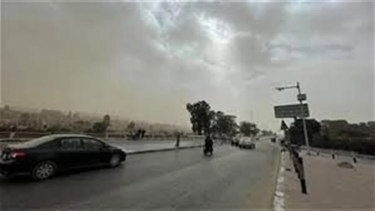 تحذيرات الأرصاد من تقلبات حالة الطقس المتوقعة اليوم الثلاثاء في البلاد